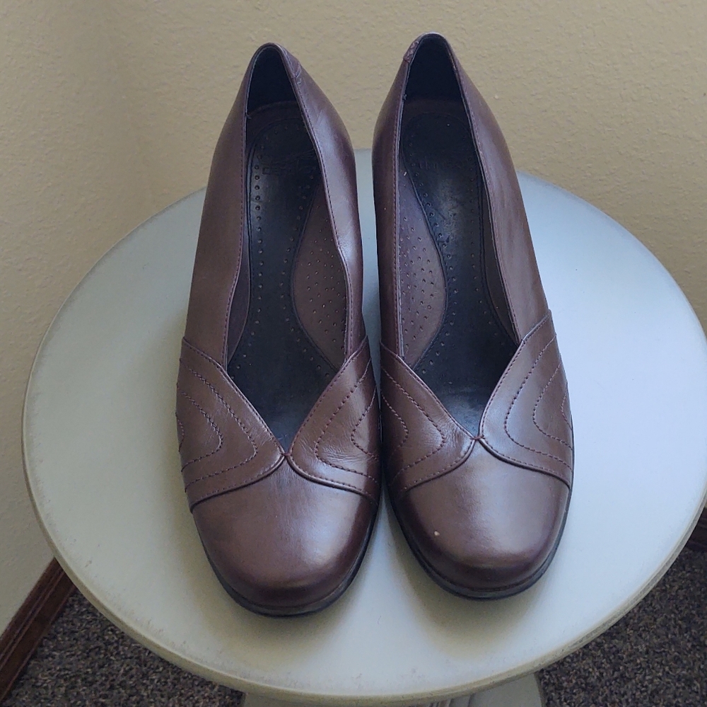 Dansco Casual Heel Shoes